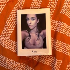 Kim Kardashian Selfish Rizzoli Book